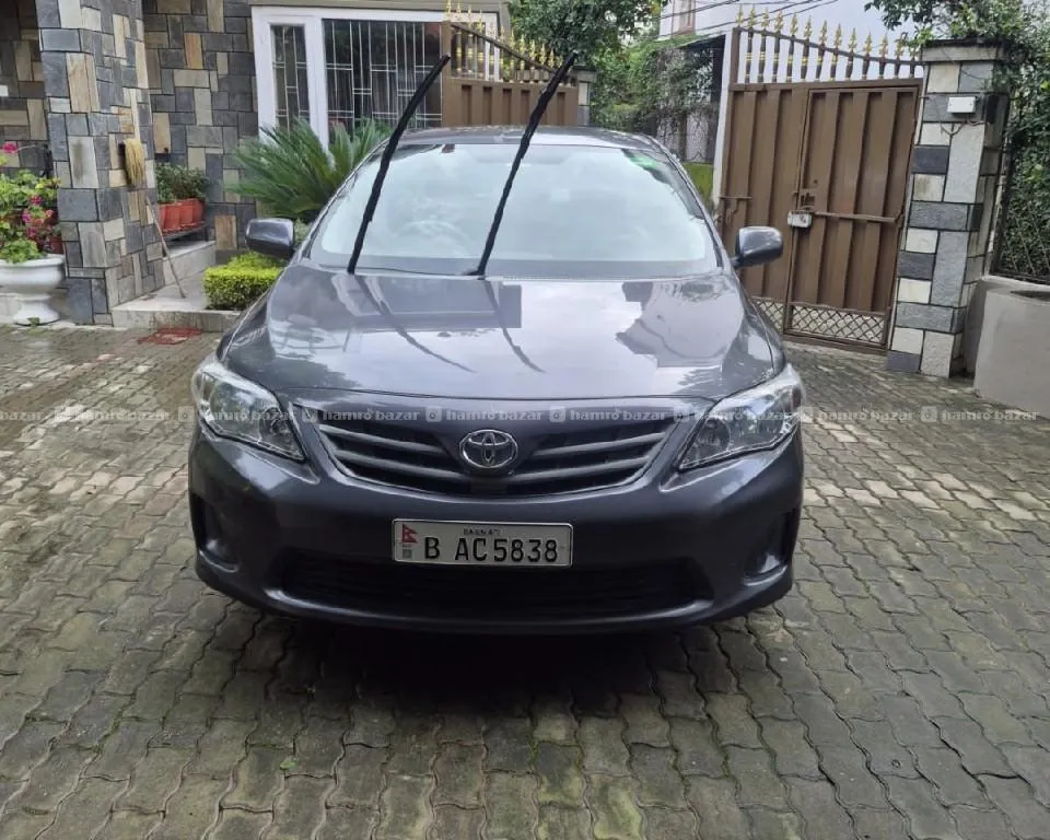 Toyota corolla lx1.6 2010 3