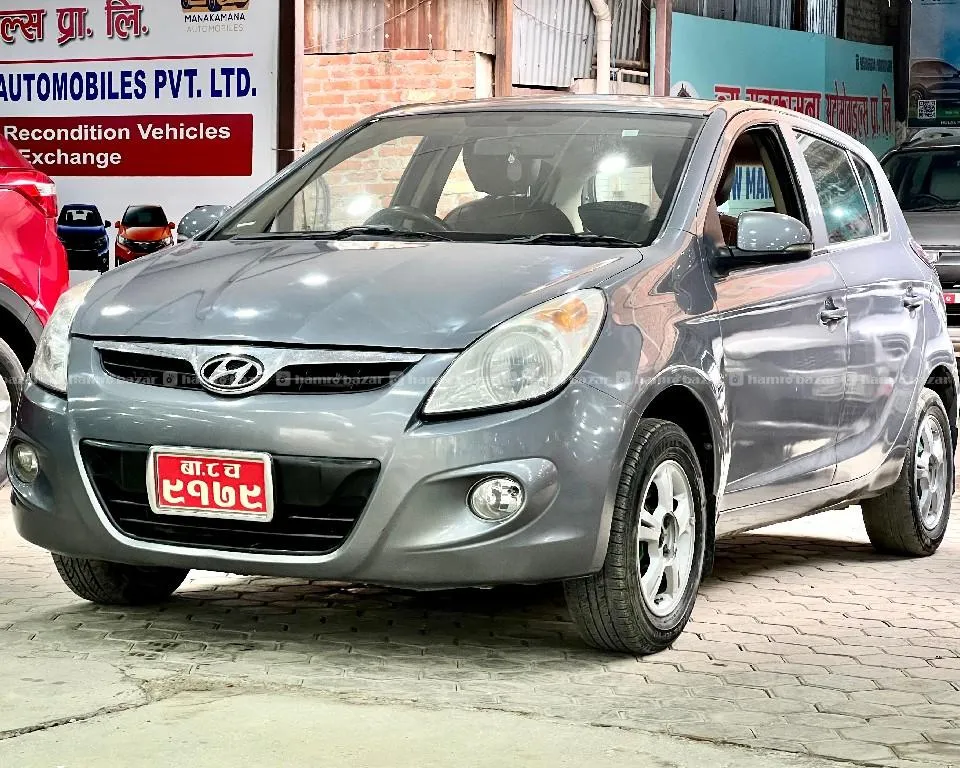 Hundai i20 asta ,2010 model,9801824689 3