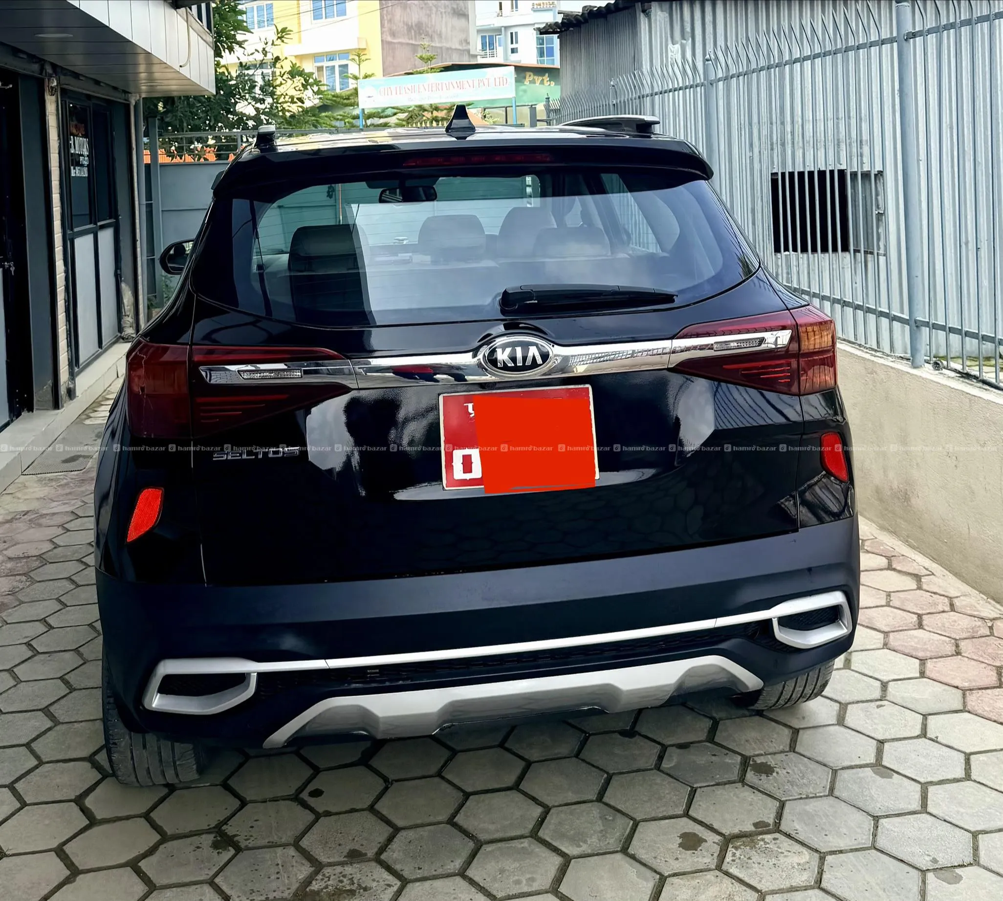 singlehand 2020 kia seltos HTX+ sunroof 60% financ 5