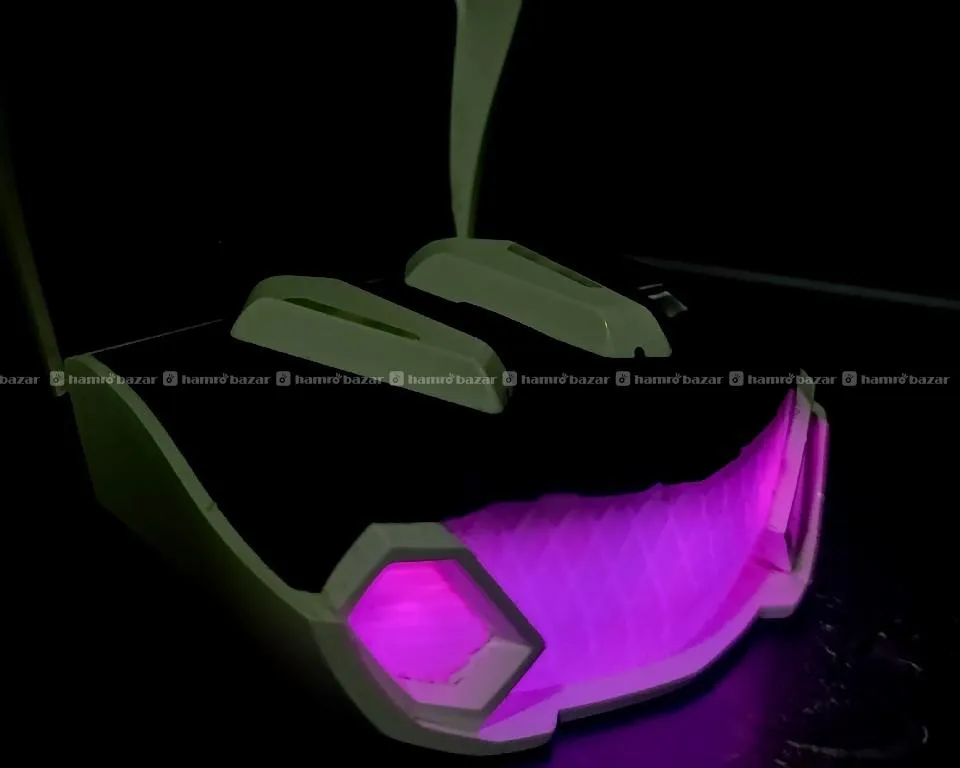 Gaming earbud with RGB 3