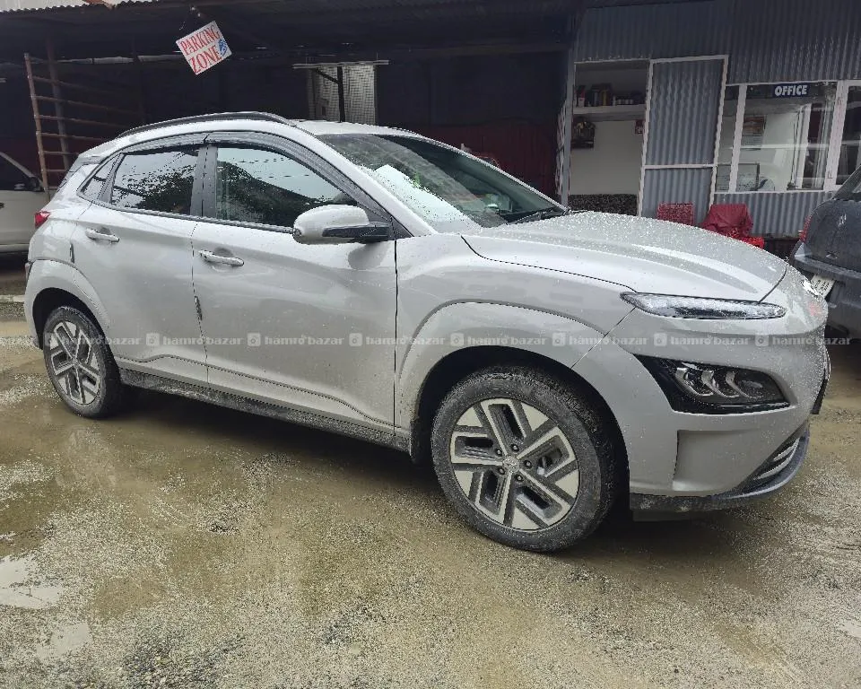 Hyundai Kona ev on sale 4