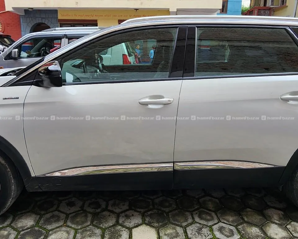 2019 Peugeot 5008 3