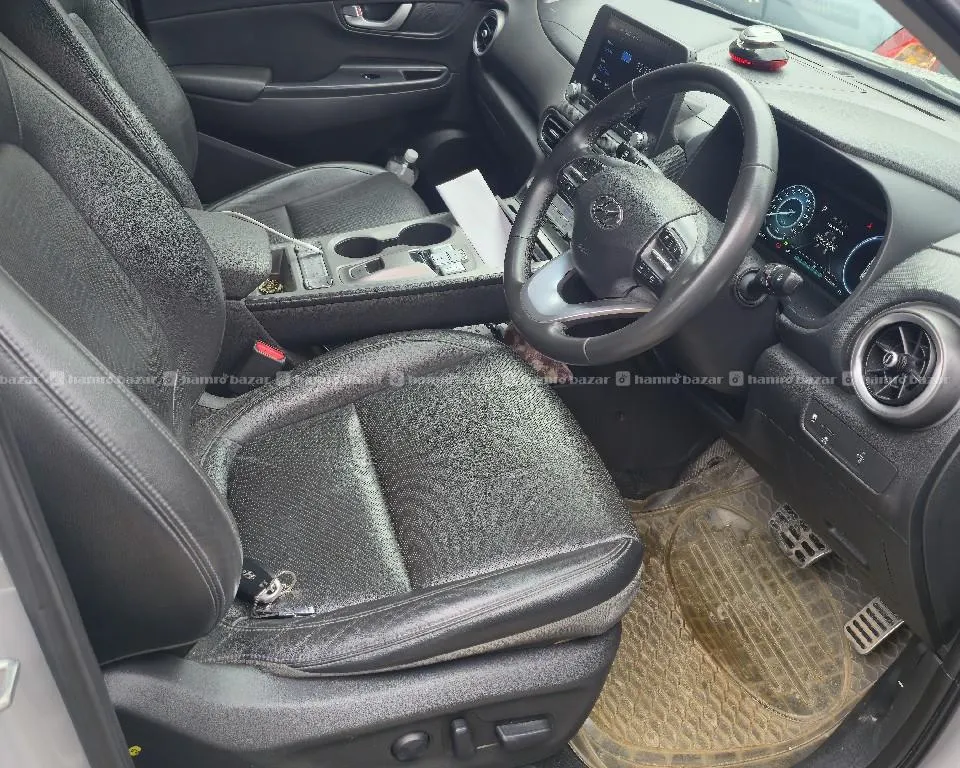 Hyundai Kona ev on sale 7