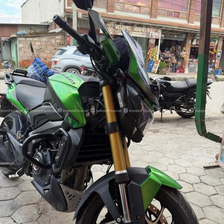 Bajaj Dominar 400 3