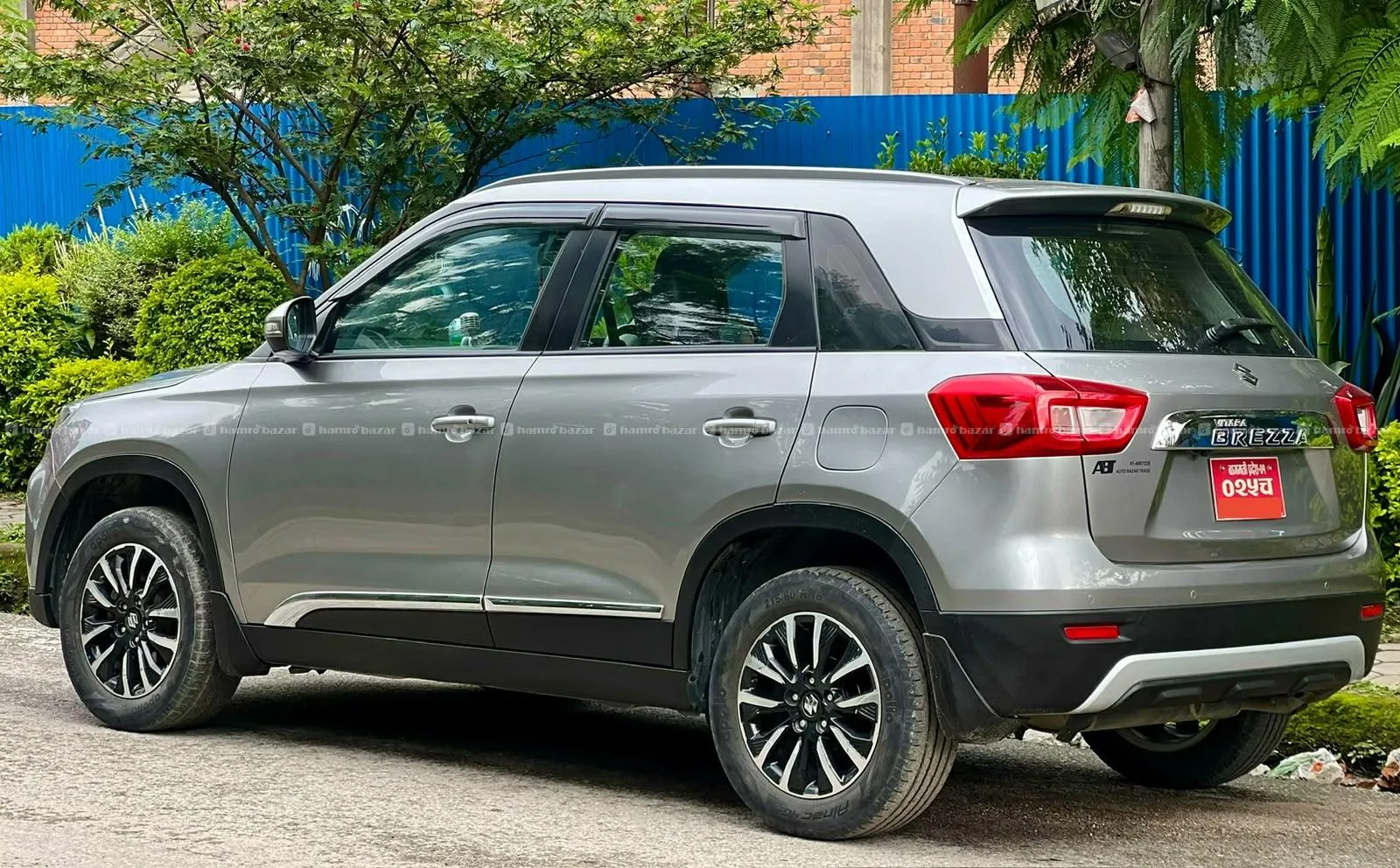 Maruti Suzuki Brezza ZXi+ 2021 "Single Hand" 2