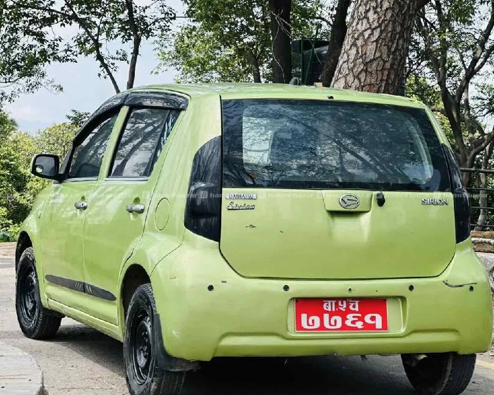 Daihatsu Sirion 2