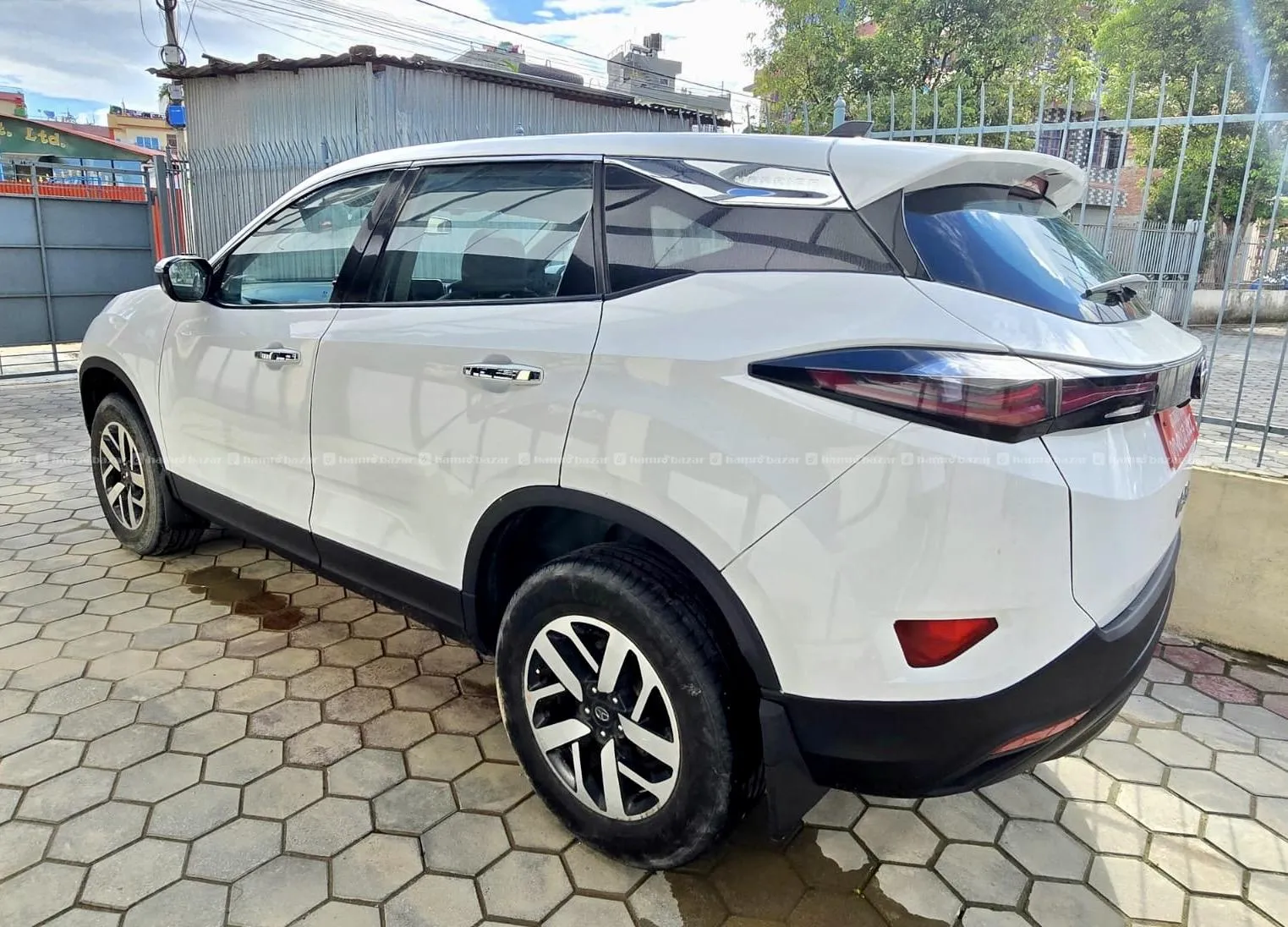 singlehand 2021 tata H5 sunroof AWD 60% finance 3