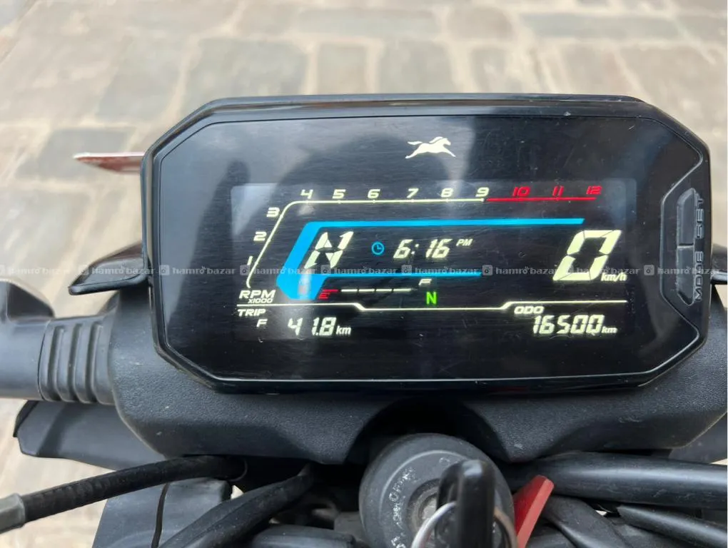 Raider 125 4