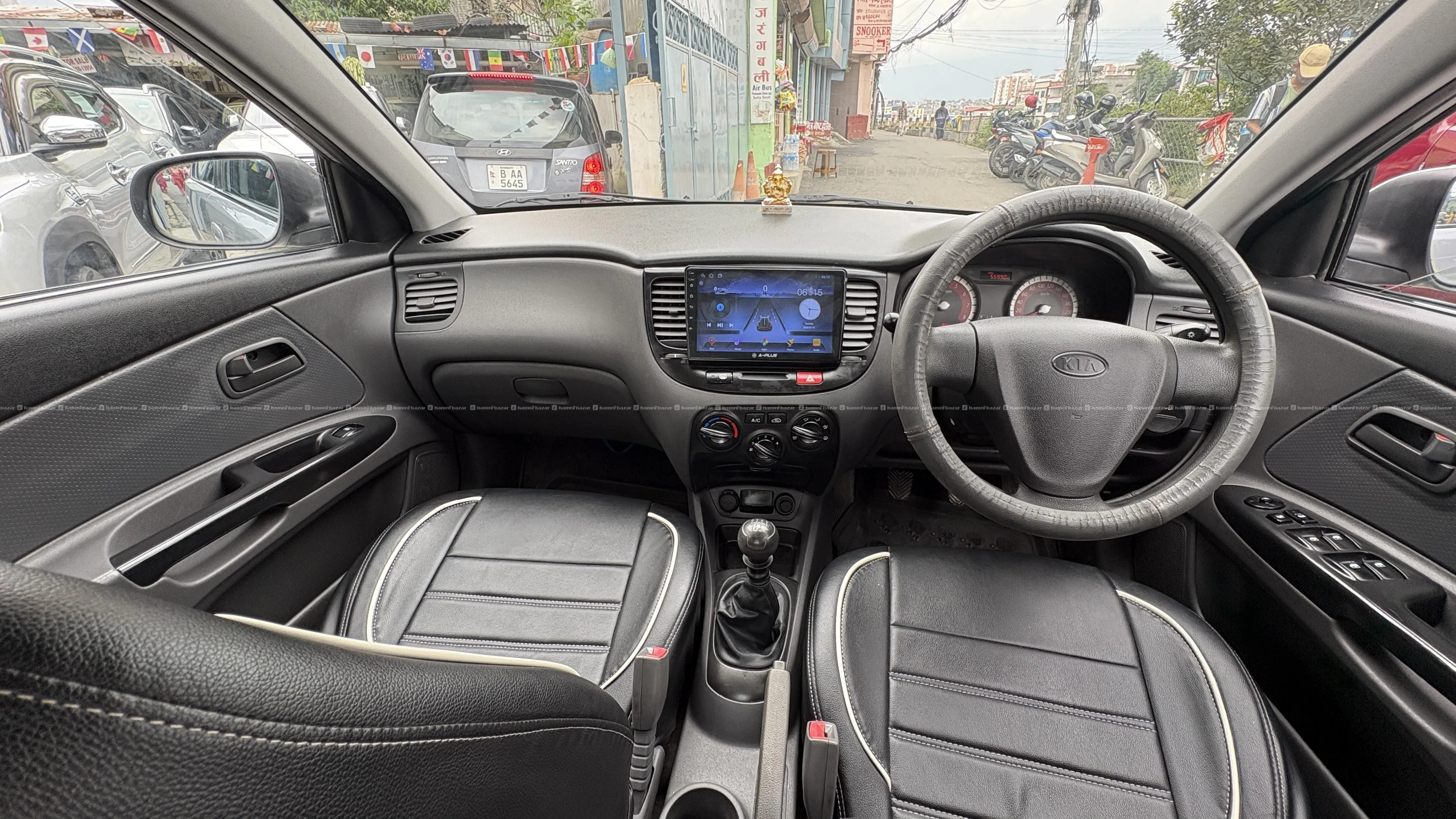 Single handed 2011 model kia rio on sale 3
