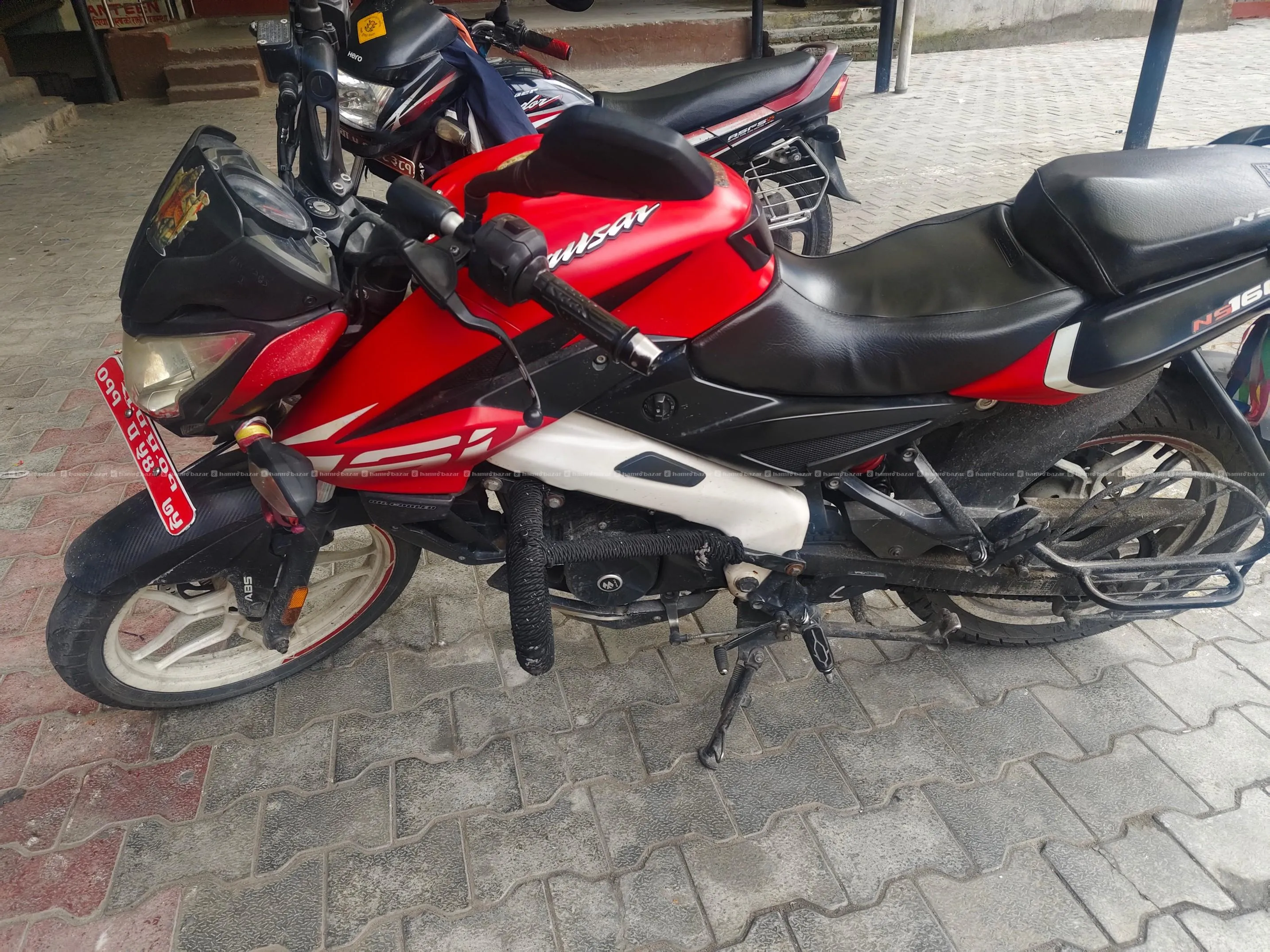 Pulsar NS 160 ABS 2