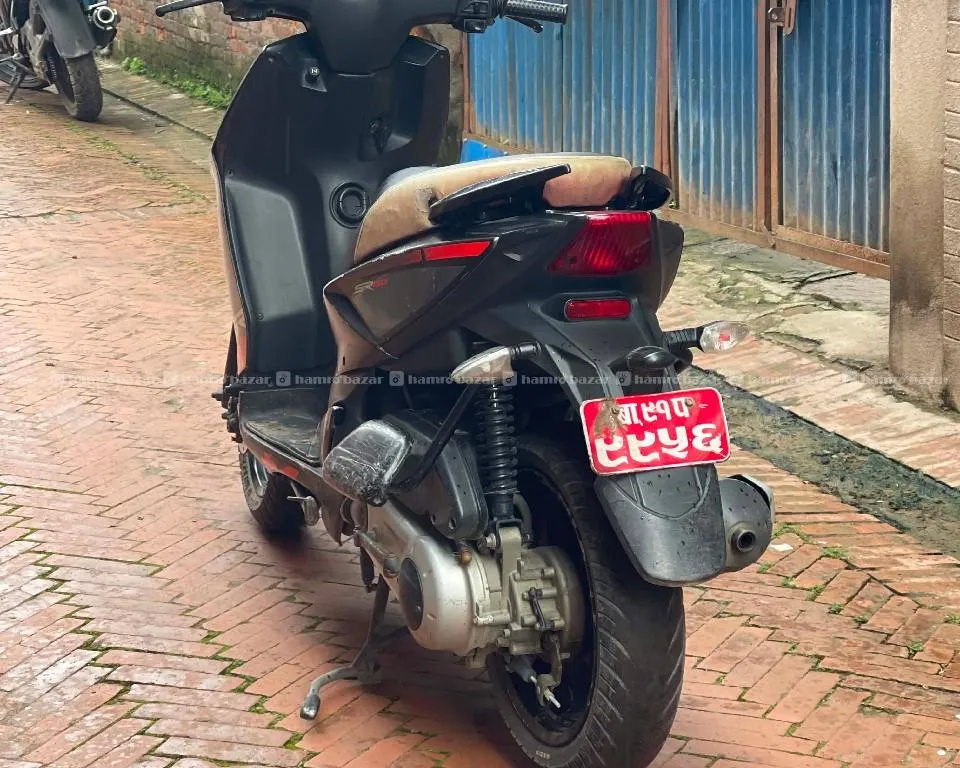 aprilla sr 150cc 91lot super fresh condition on 2