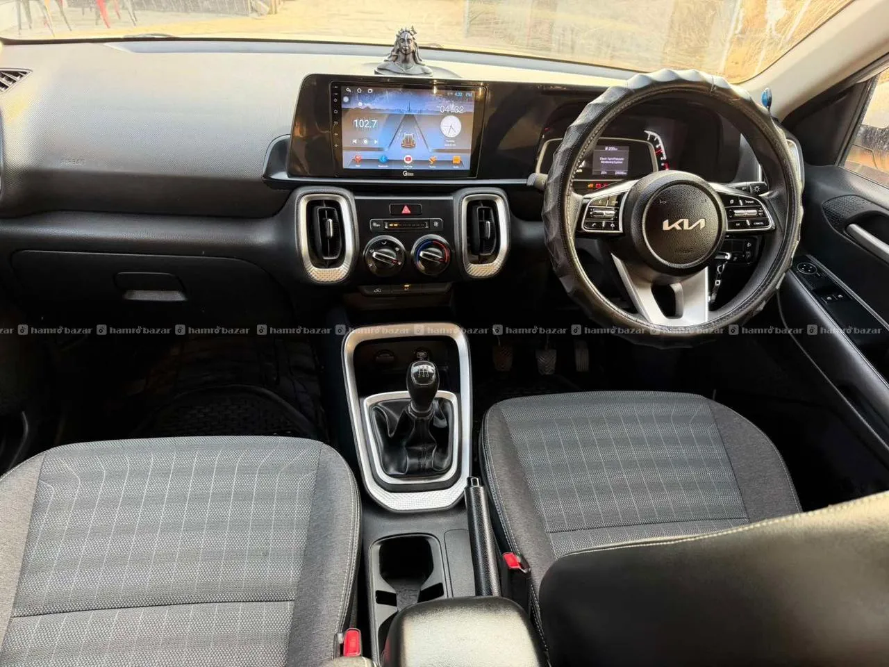 offer price kia sonet 2023 Model with finance 2