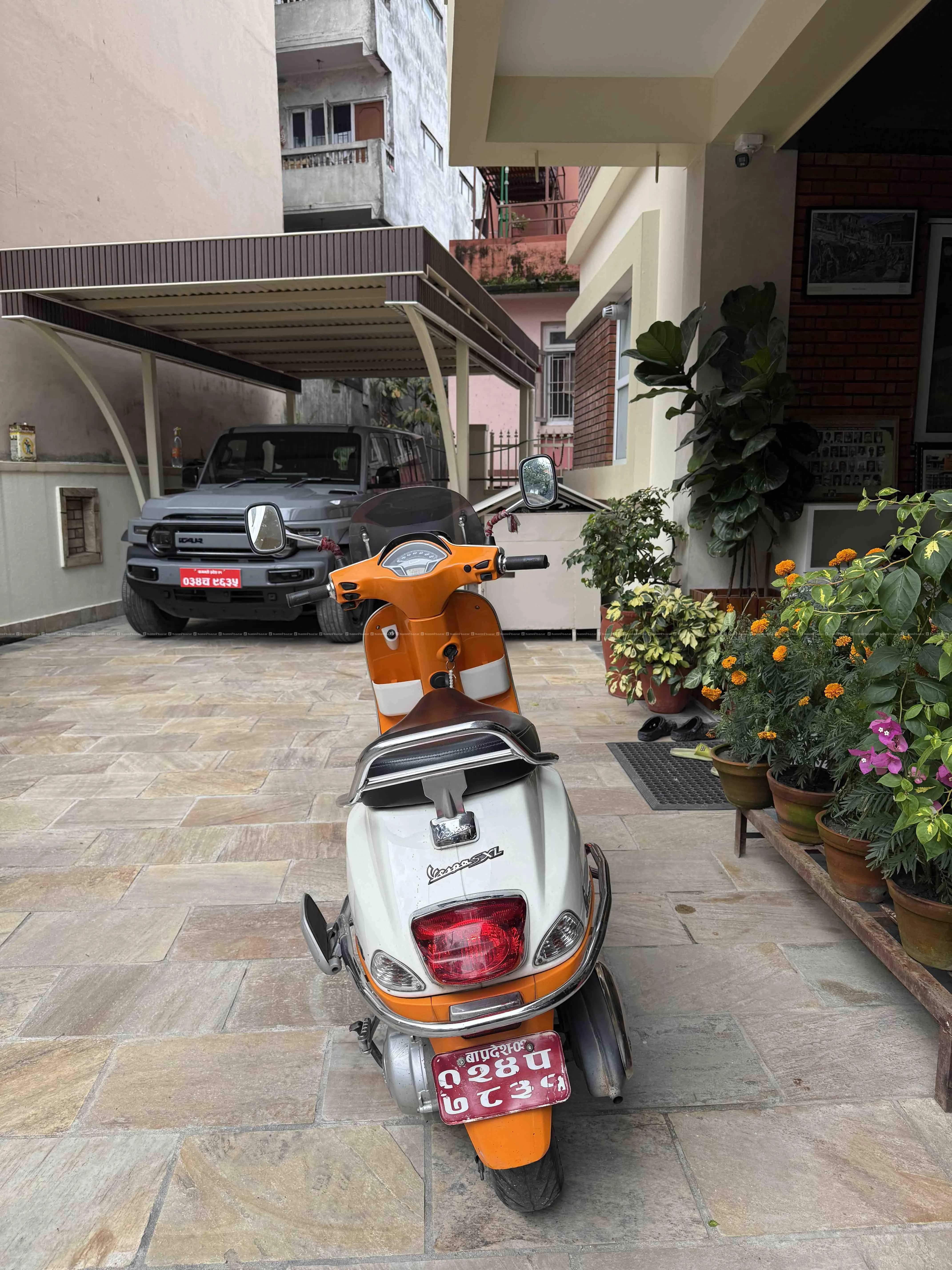 Newest on Hamrobazar: VESPA SXL-Dual Tone 3