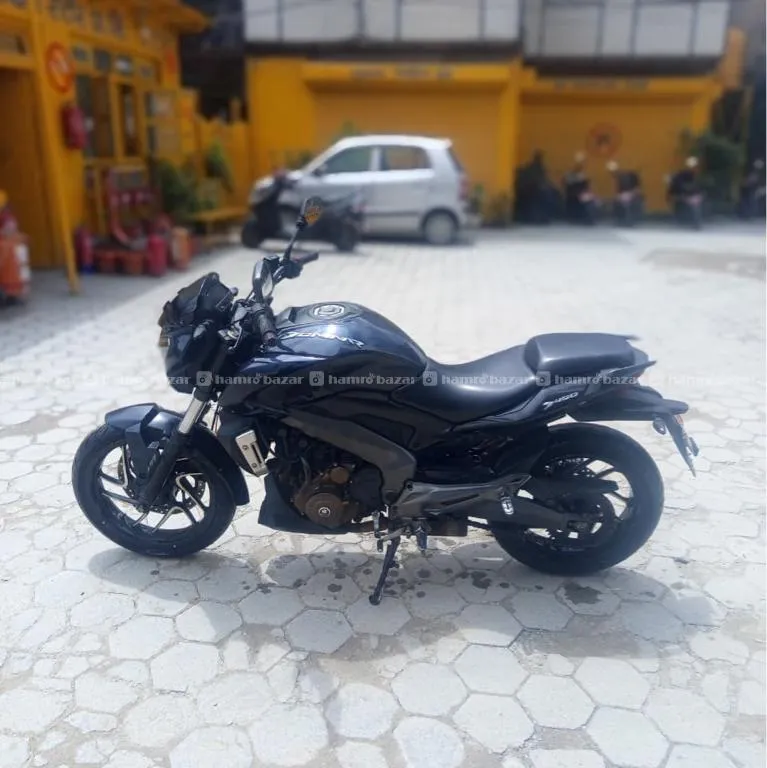 83 Lot Dominar 400 4