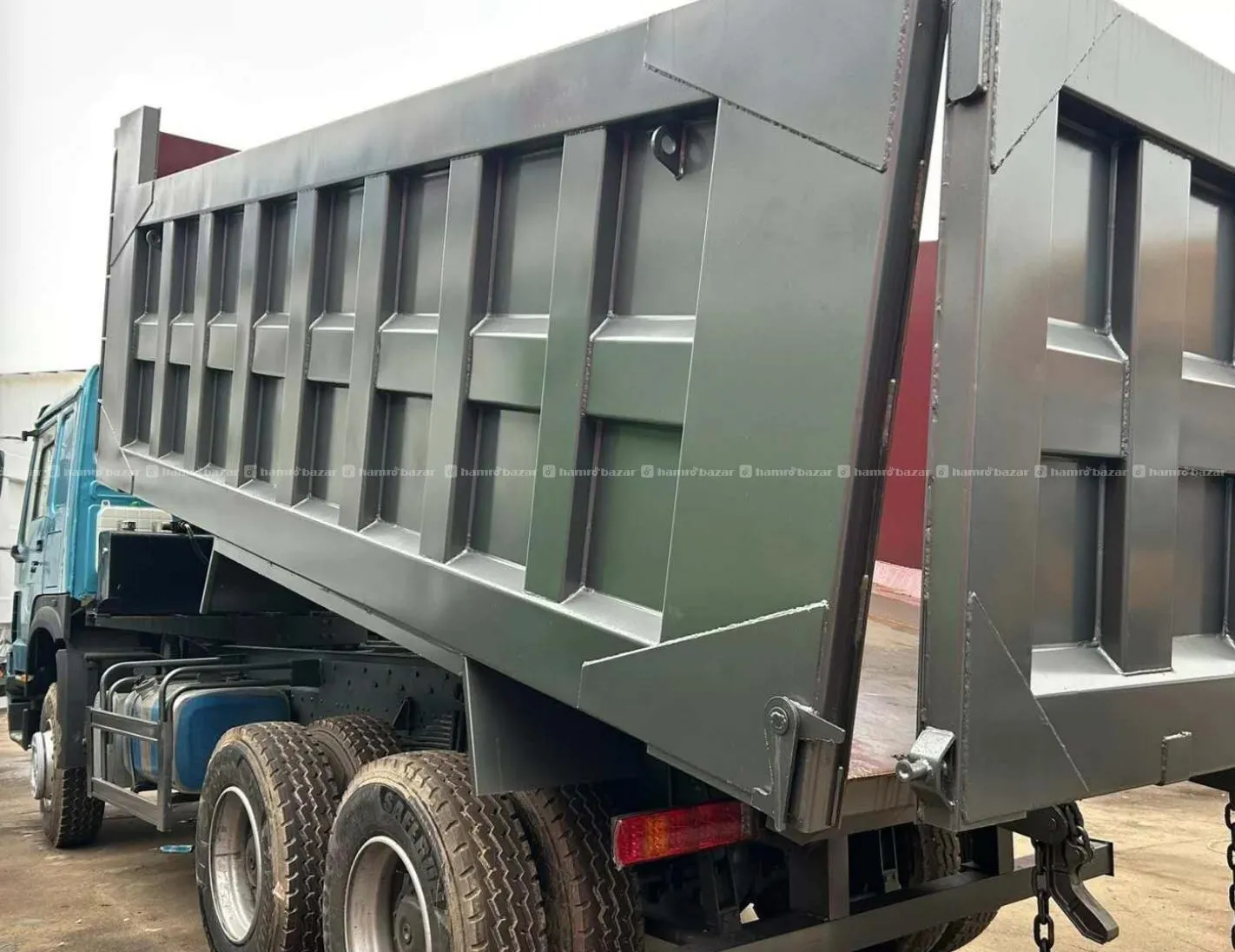 HOWO truck 2