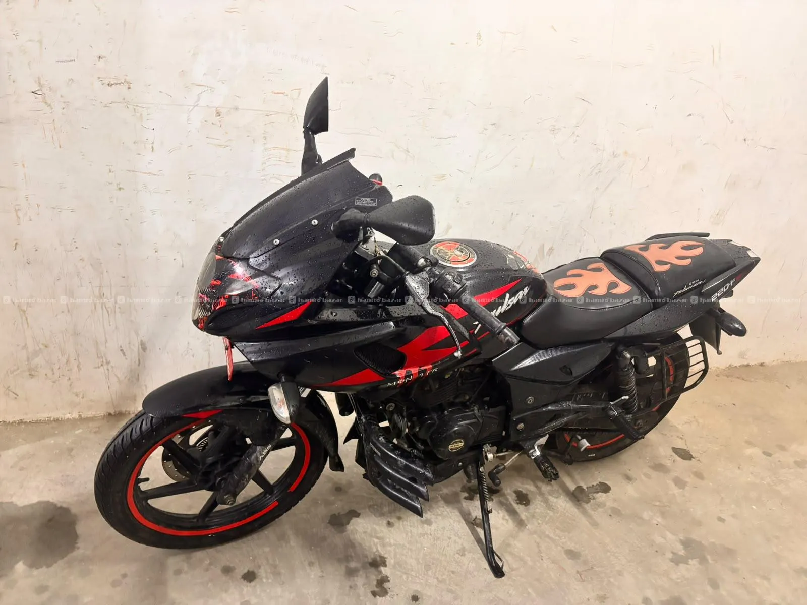 BAJAJ Pulsar 220 131 Lot Fresh Bike Urgent Sale 2