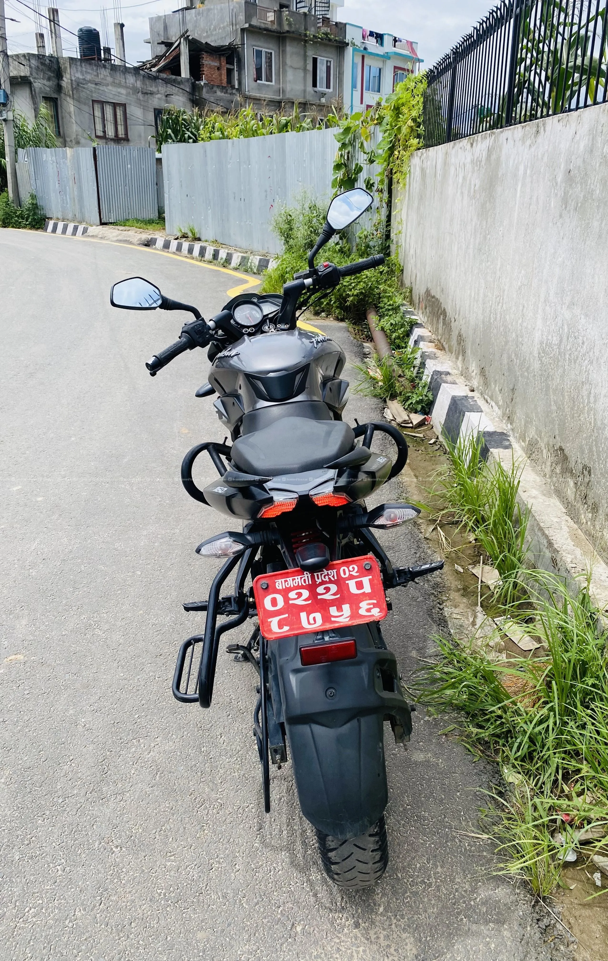 URGENT NS 160 BIKE ON SALE 3