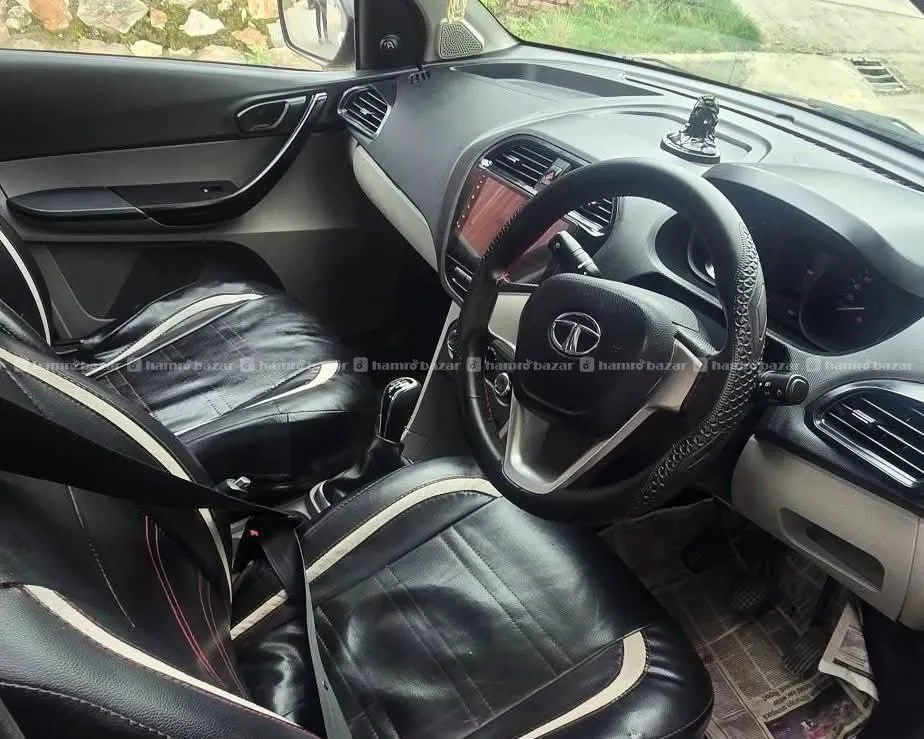 TATA TIAGO XM 6