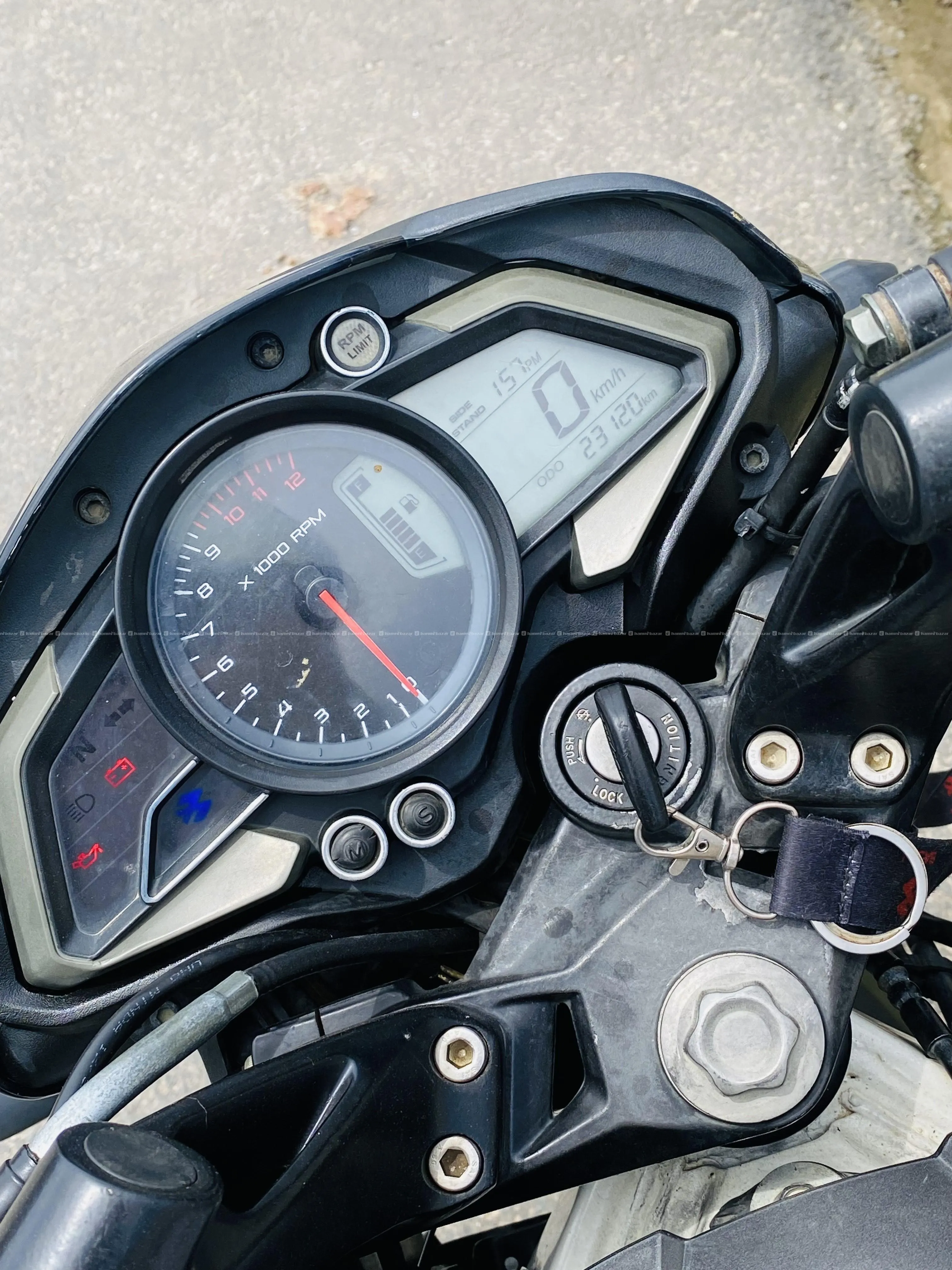 URGENT NS 160 BIKE ON SALE 4