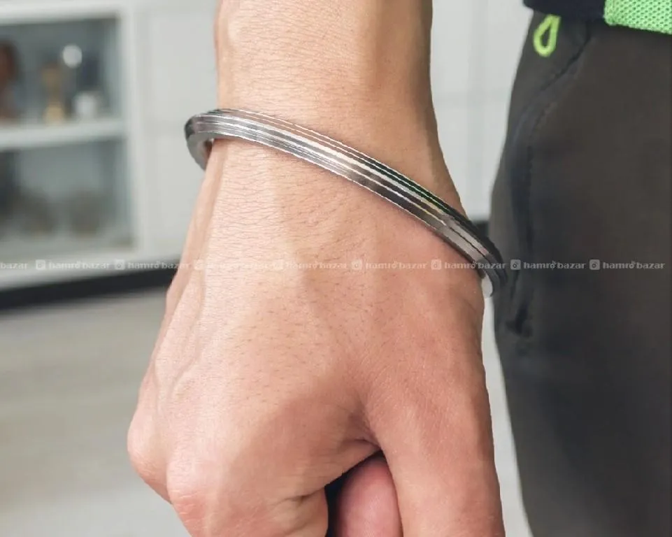 Premium Stainless Steel Punjabi Kada Men &
Women 3