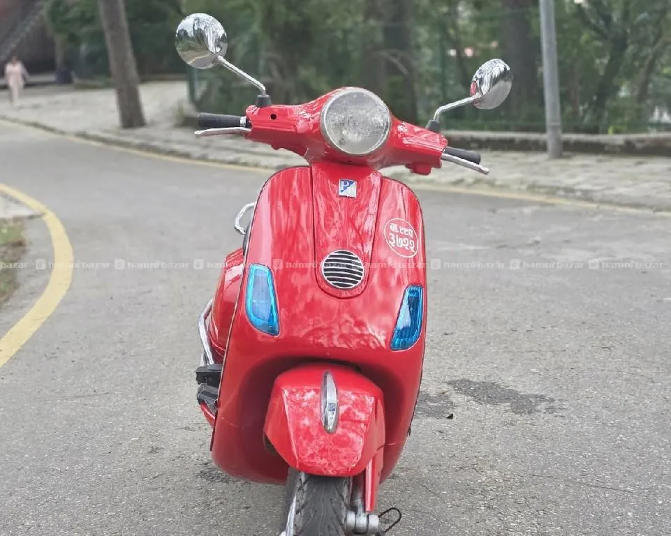 vespa125cc - 99 lot 9818846575 or 9768397661 4