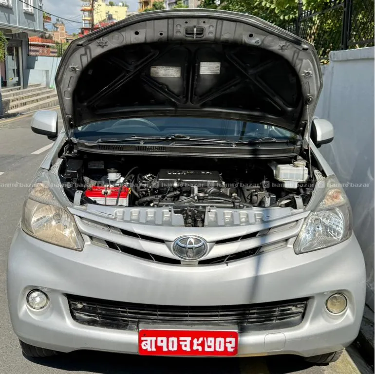 Toyota Avanza 2013 model 7 seater For Sale 2