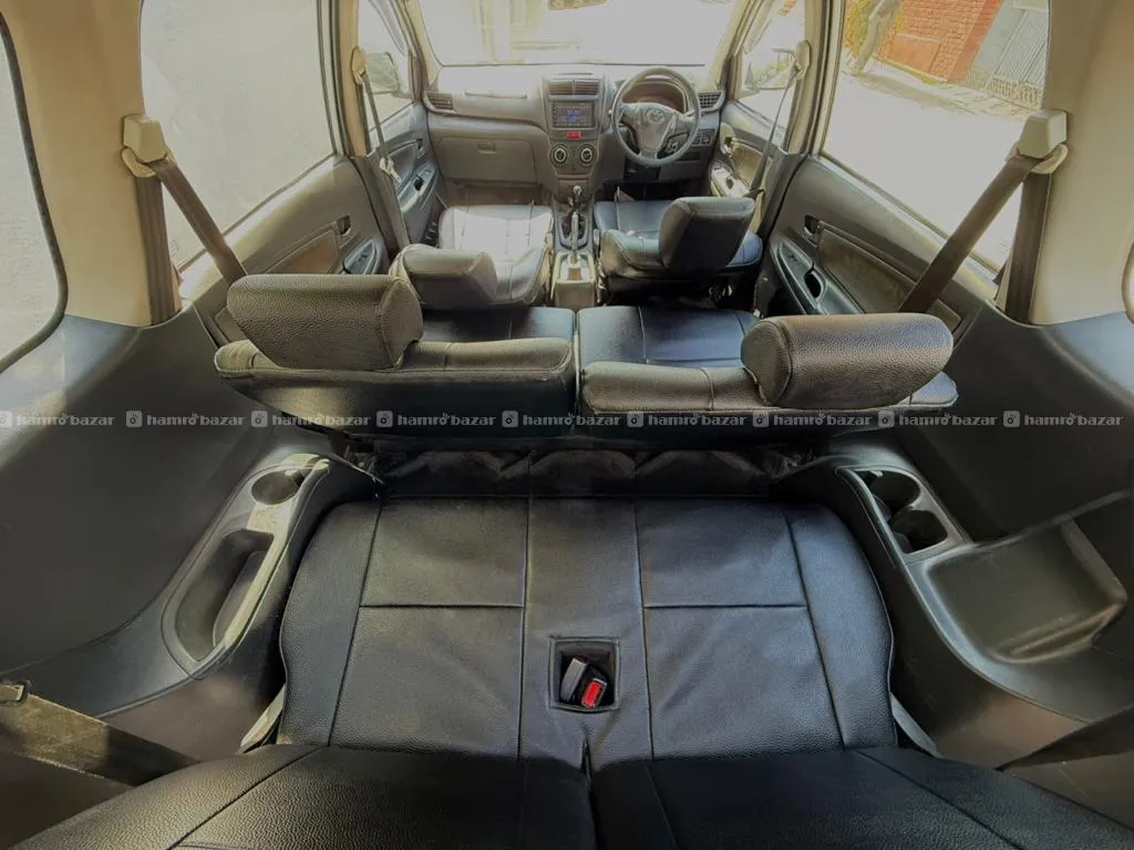 Toyota Avanza 2013 model 7 seater For Sale 4