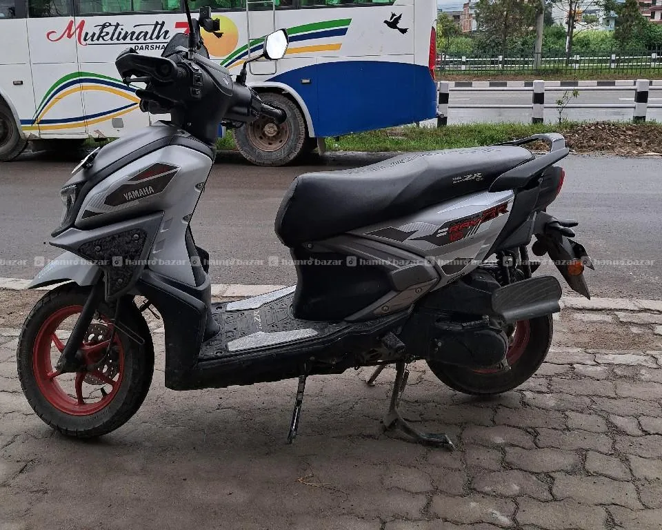 Yamaha RayZr hybrid 2025 model 056 lot urgentsell 2