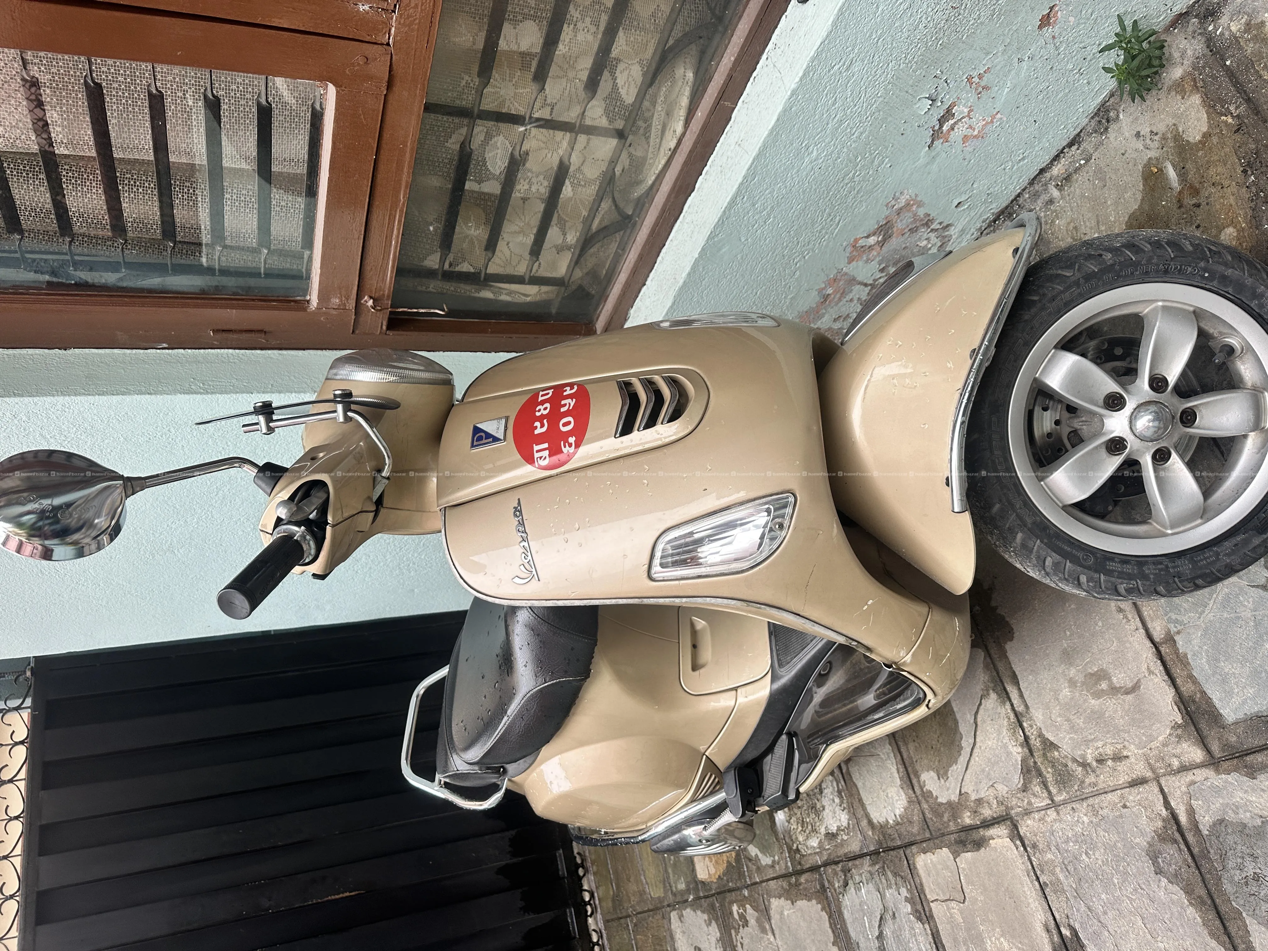Vespa elegante 2