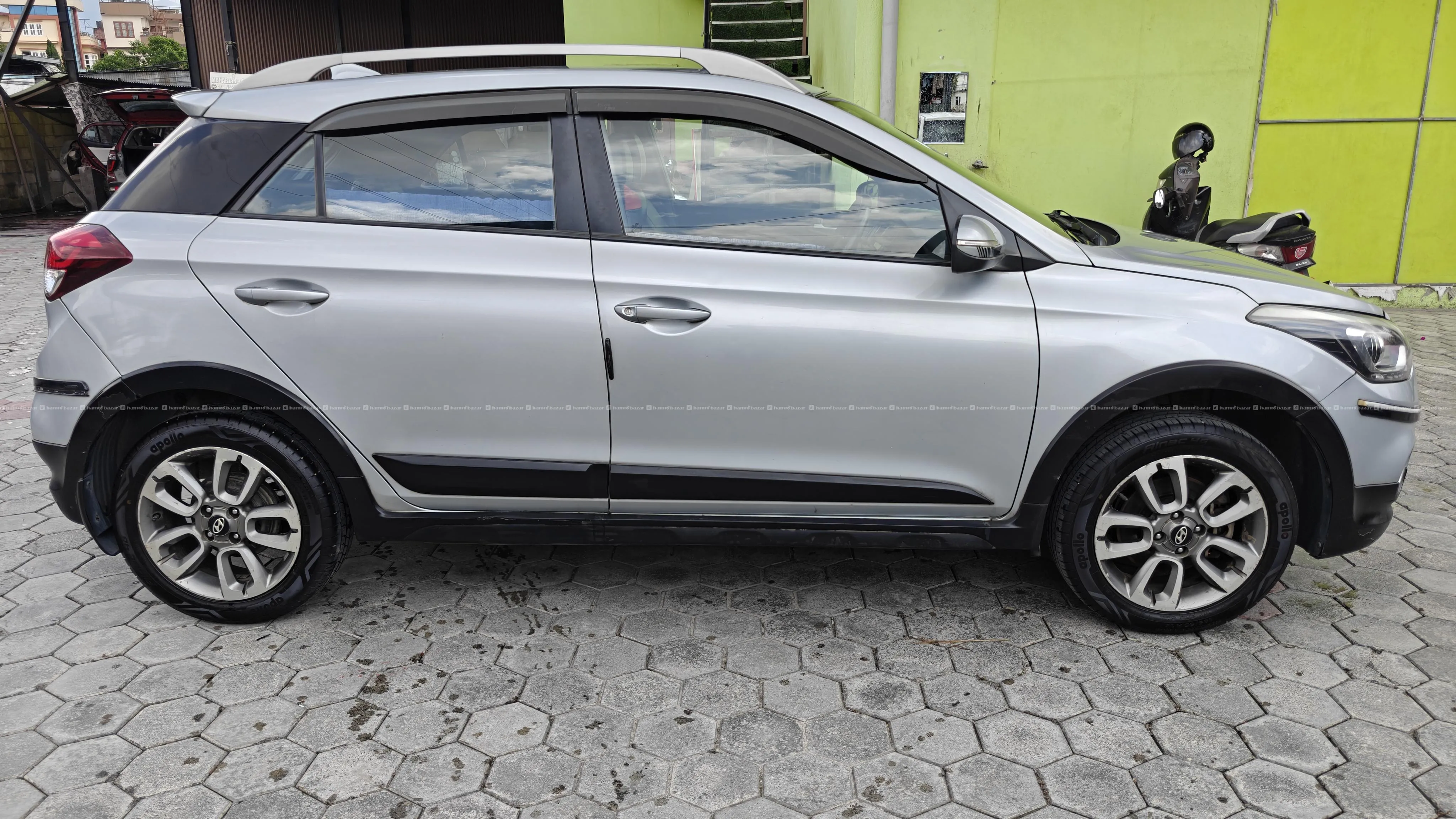 Hyundai I20 Active 2019 Model Single Hand On 3