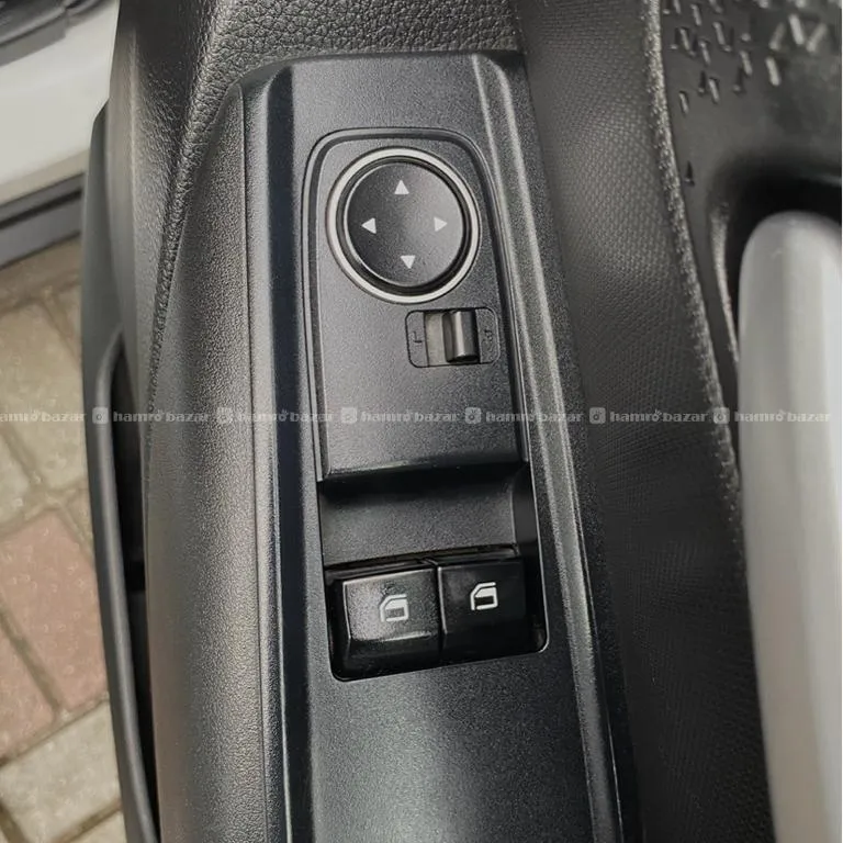 KIA Sonet HTE 2020 Single Hand 5