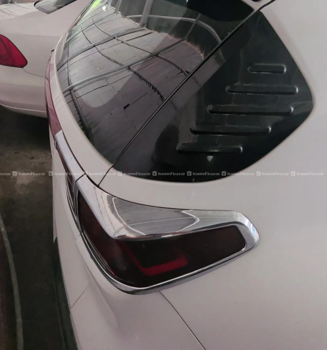 Kia sonet 1.5 Dsl white model 2021 5