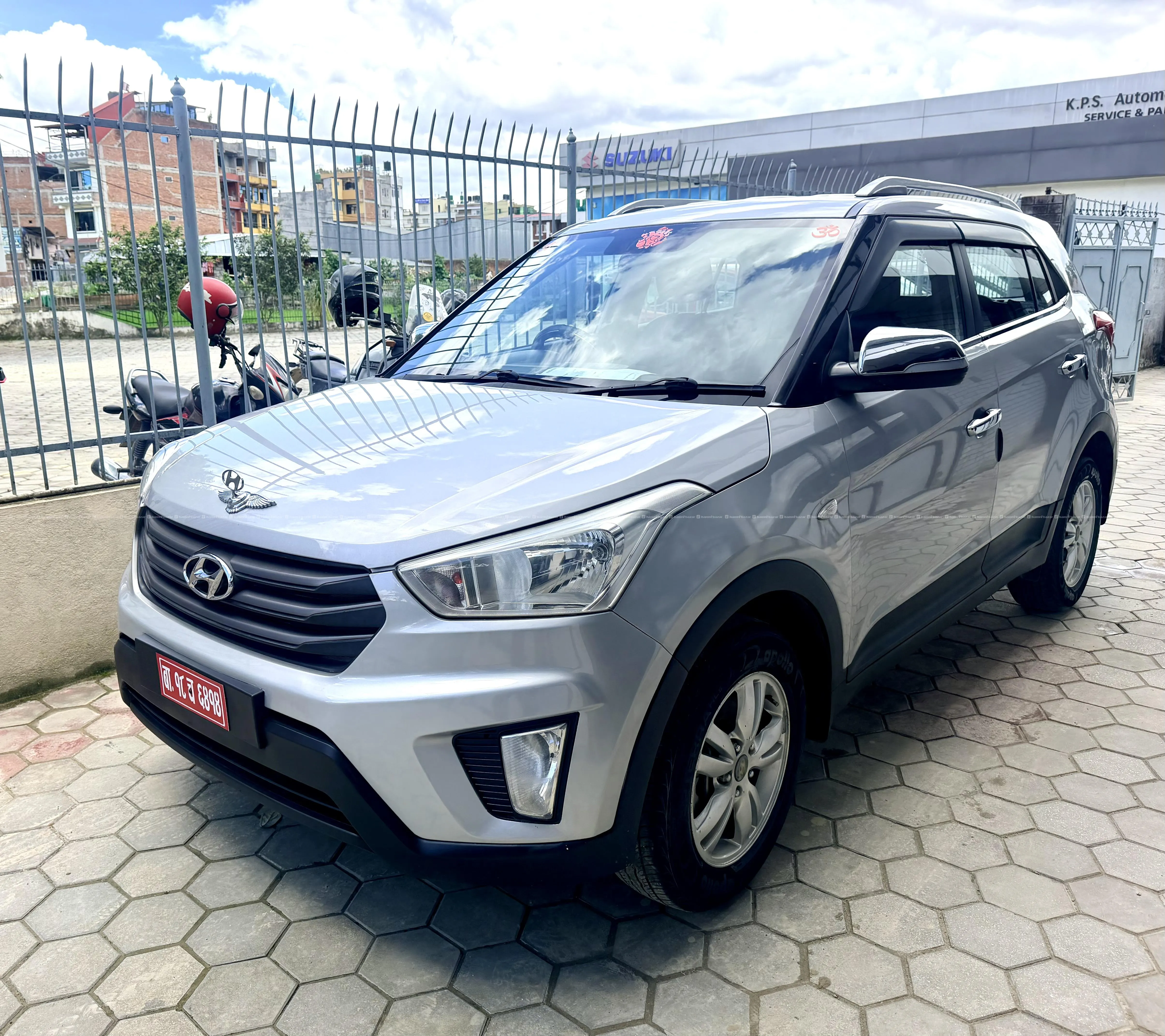 singlehand 2017 hyundai creta with 60% finance 2