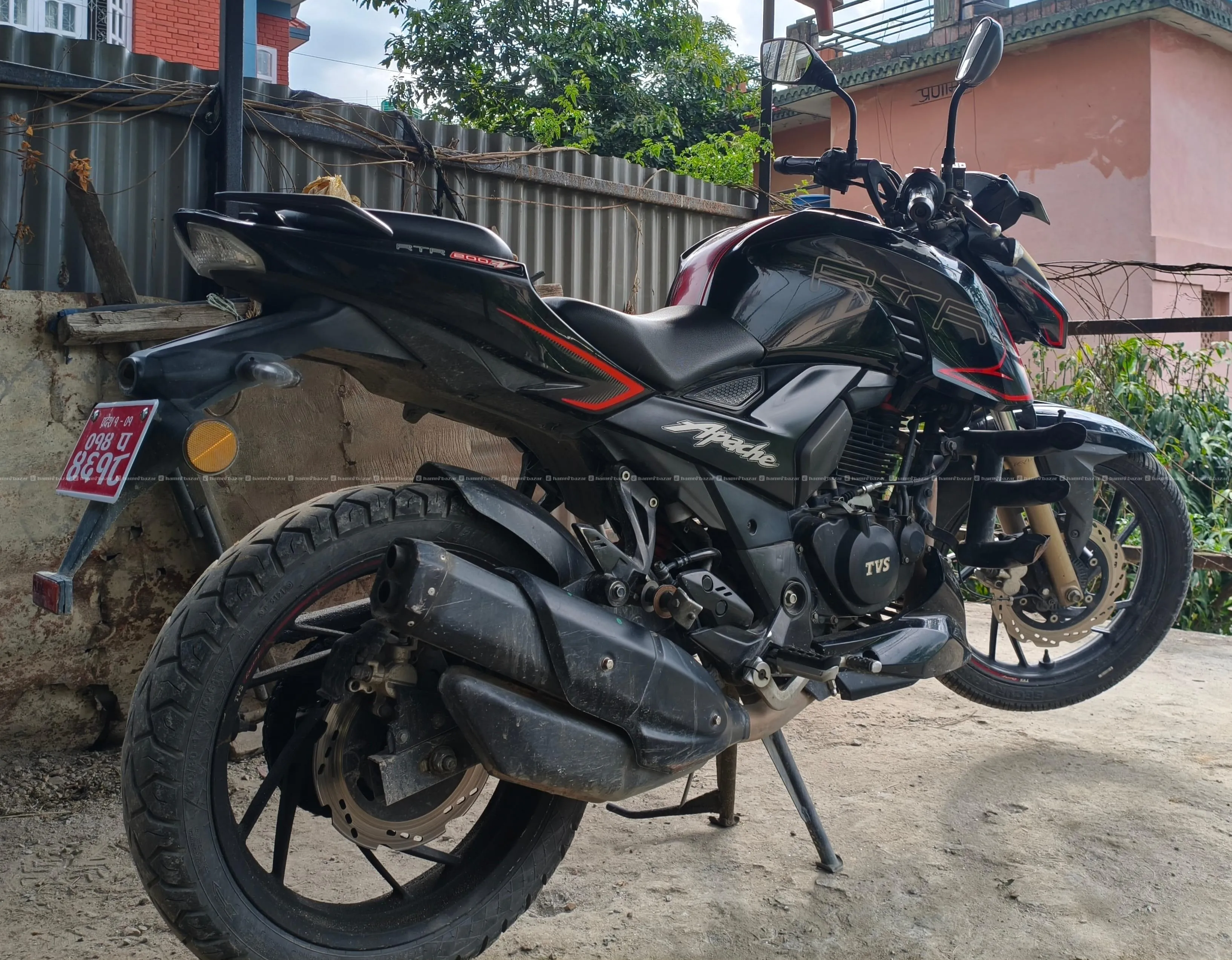 Apache rtr 200 4v 3
