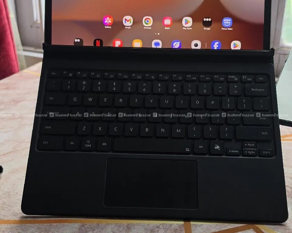 Samsung Tablet S10 plus with original keyboard cover and pencil 3