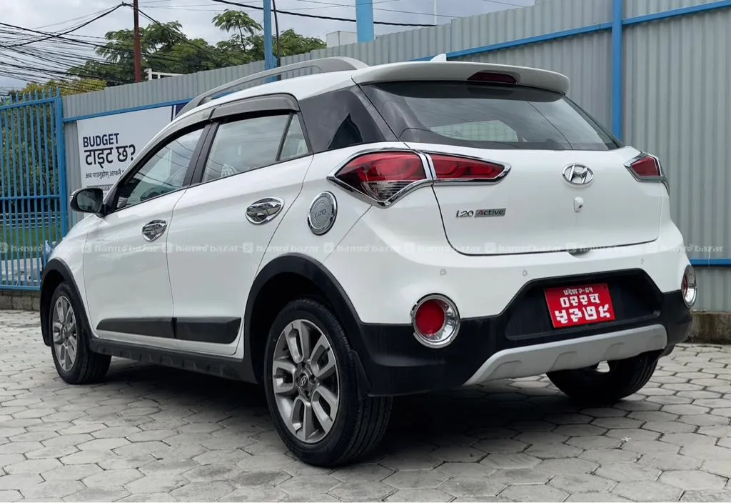 Hyundai i20 Active S 2019 For Sale 4