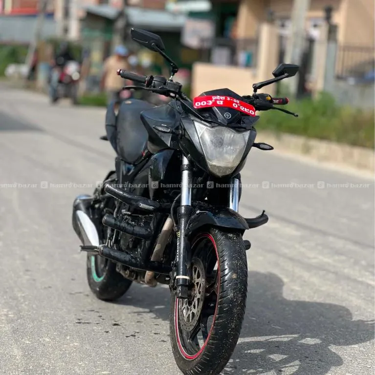 Suzuki Gixxer 103 Lot Super Fresh Bike 2