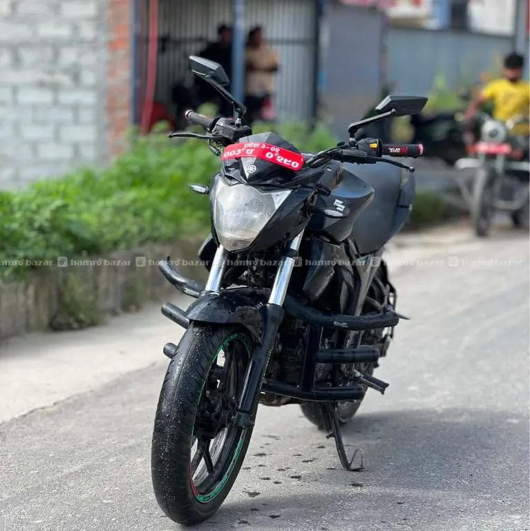 Suzuki Gixxer 103 Lot Super Fresh Bike 4