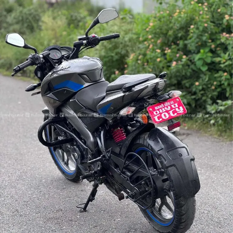 Ns 200 Bs6 Fi Abs 145 Lot Super Fresh Bike 3