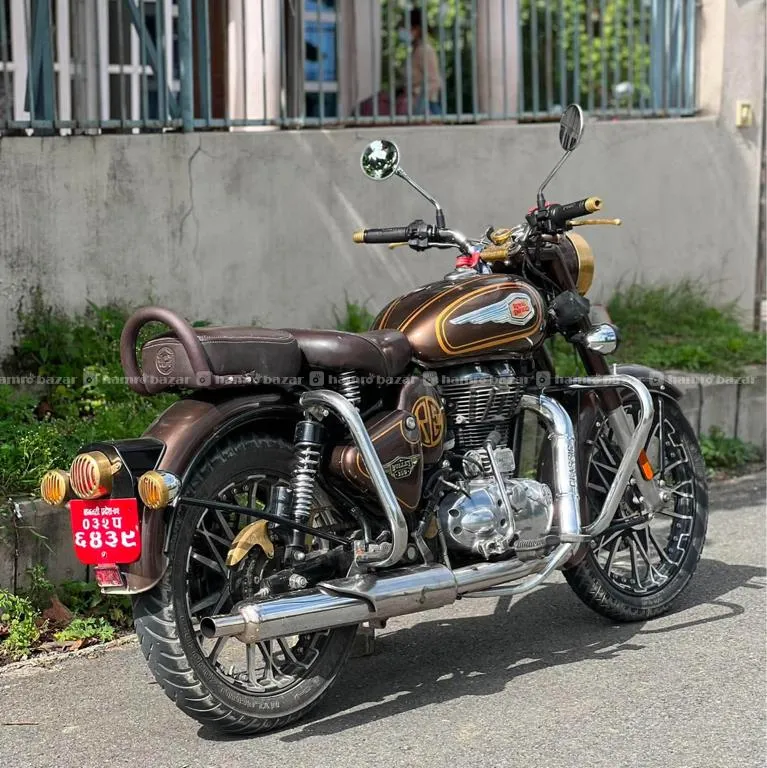 RE Classic 350 132 Lot Super Fresh Condition 3