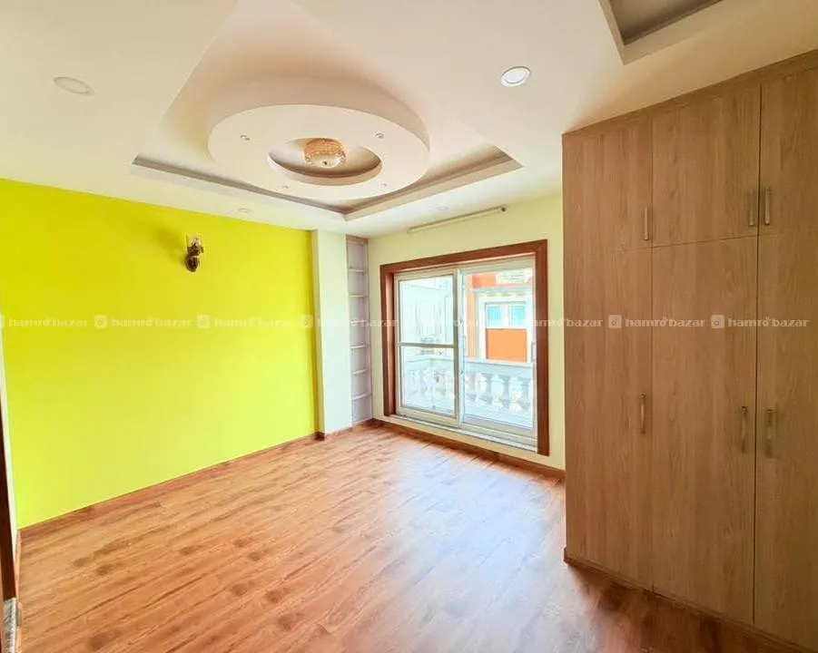 Brand New Semi Bunglow House For Sale at Lasuntar 7