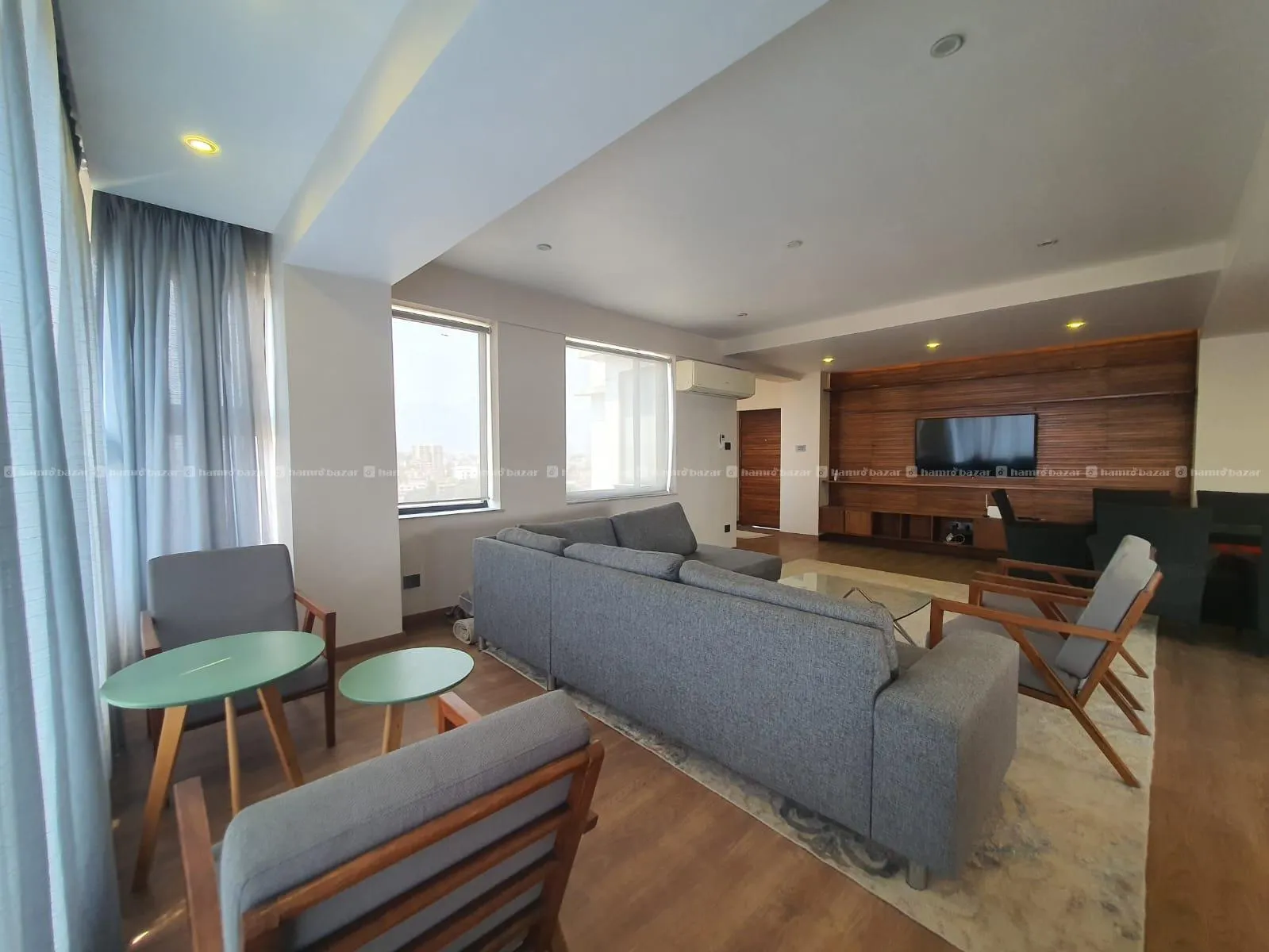 Luxurious Pent House for Rent In LP Apartment