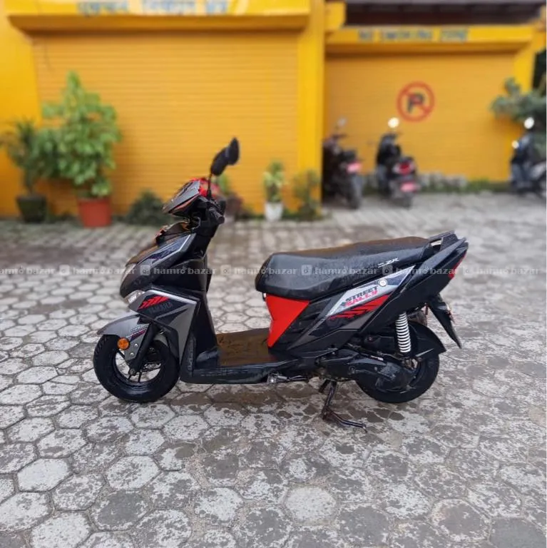136 Lot Rayzr Street Rally 3
