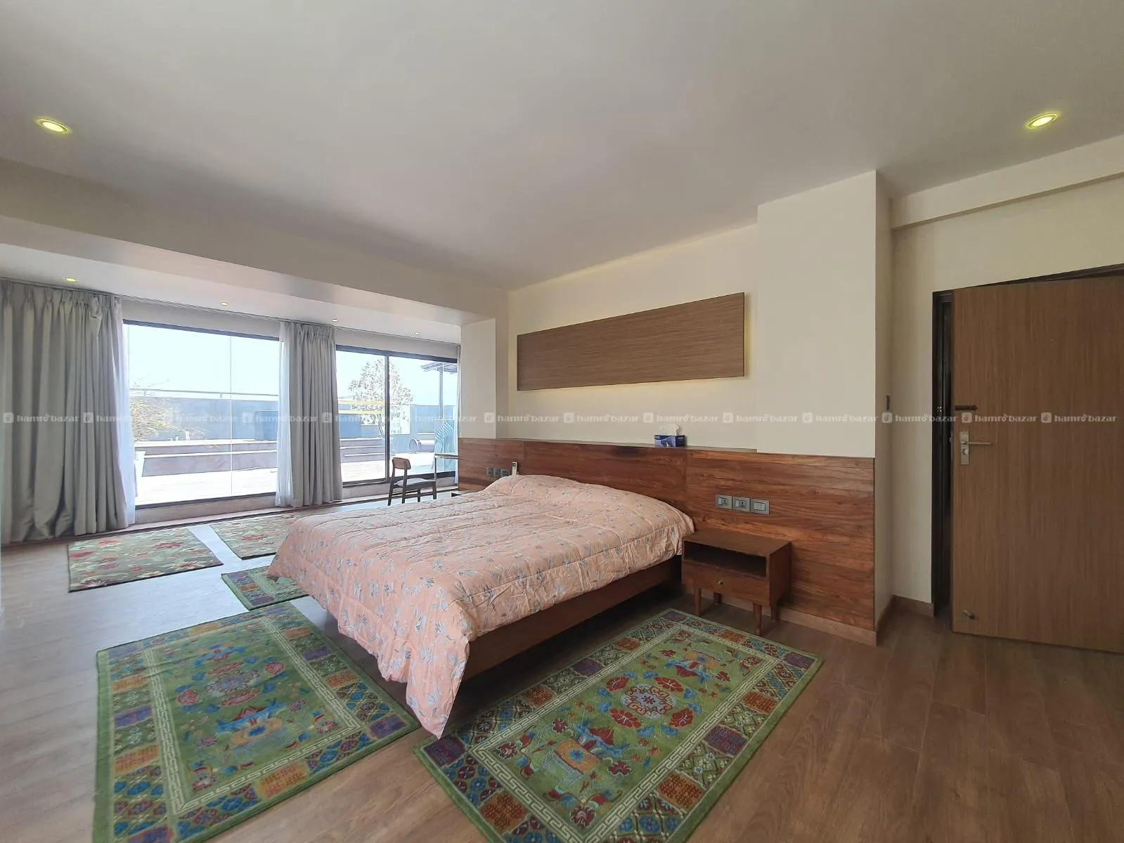 Luxurious Pent House for Rent In LP Apartment 7