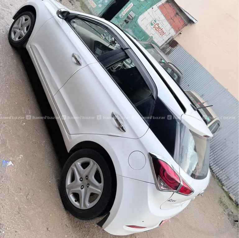 HYUNDAI I20 ASTA TOP VARIANT 2017 2