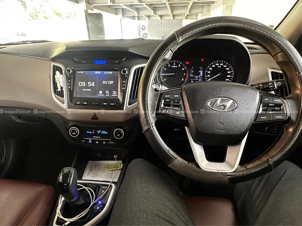 Hyundai creta SX AT 3