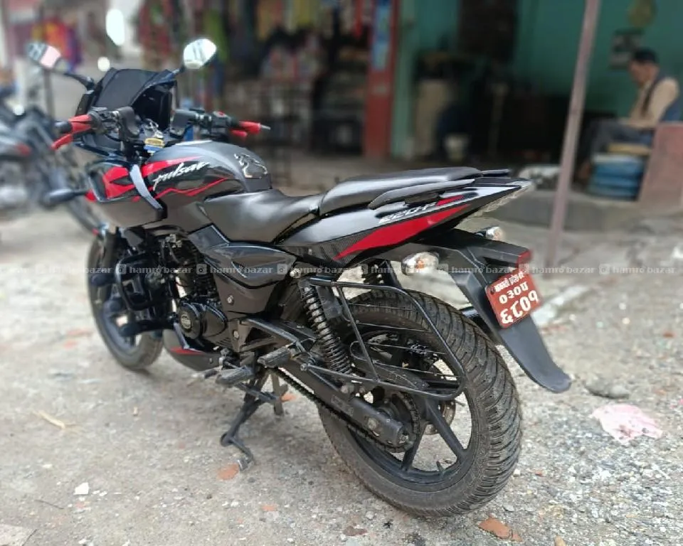pulsar 220 2