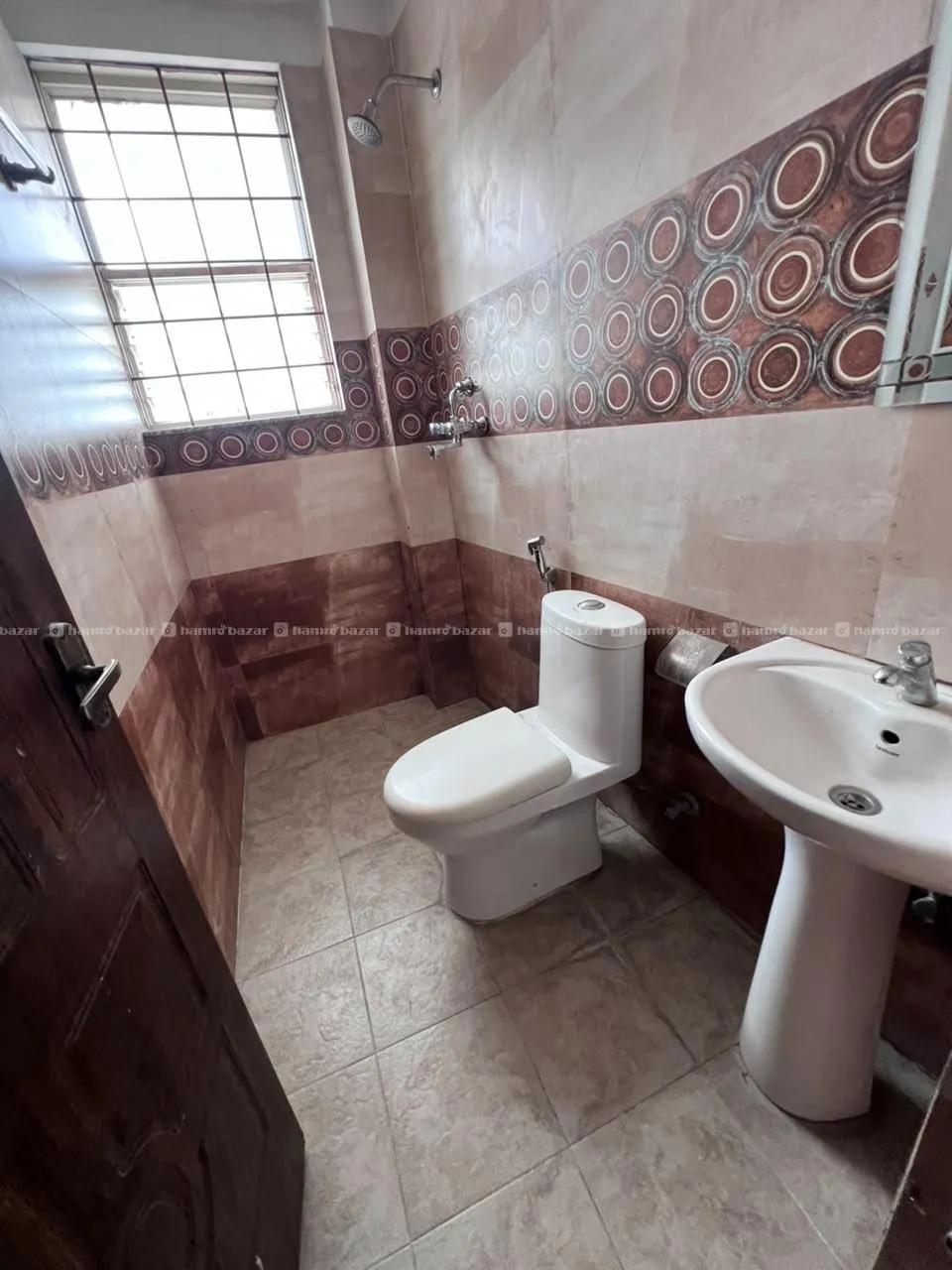 Shutter for Rent at Chakrapath 3