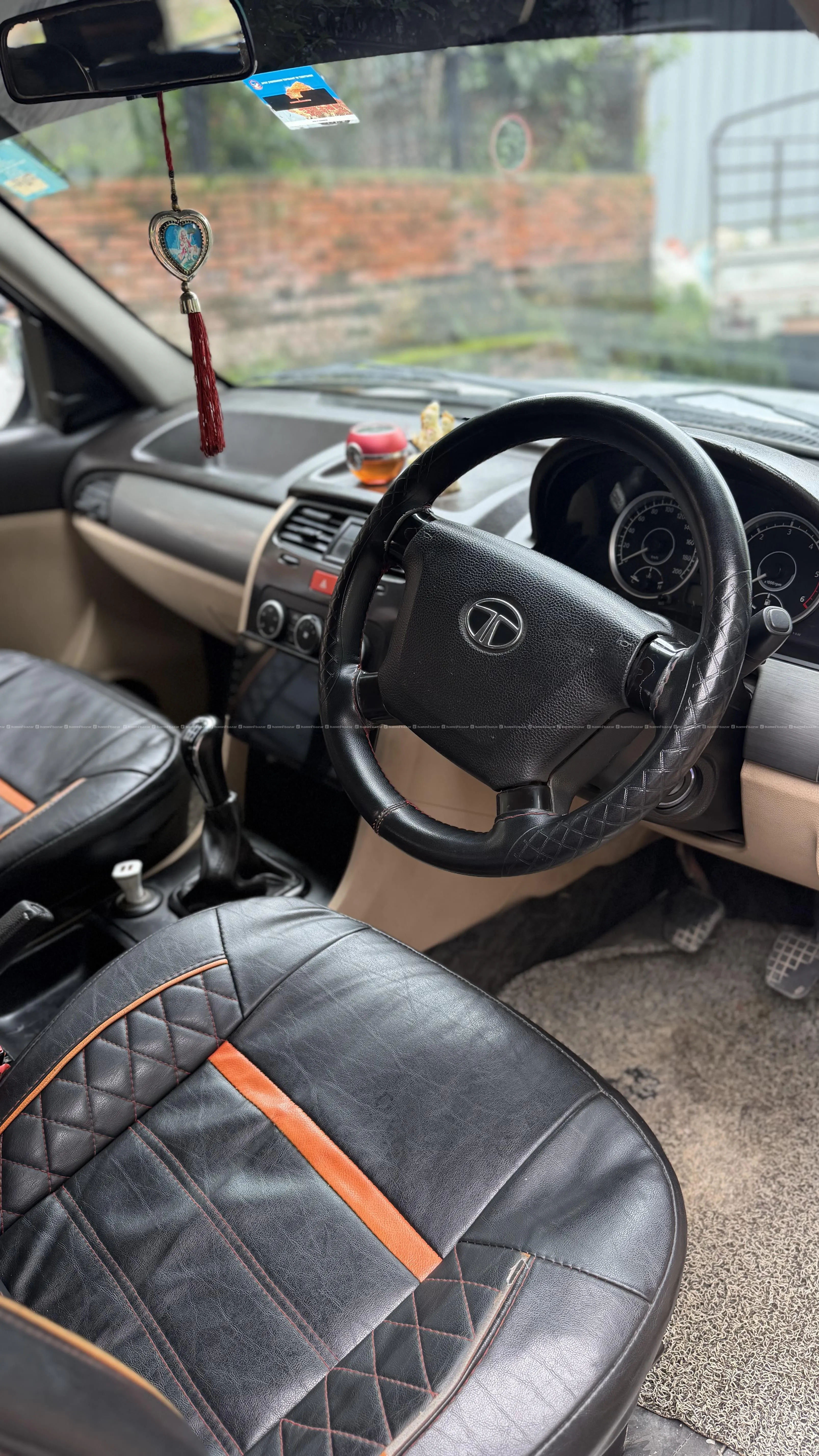 TATA STROME LX FULL OPTION JEEP ON SALE 3