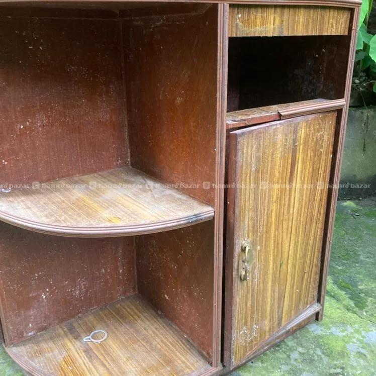 Pillar/corner  Cupboard For Sale 3